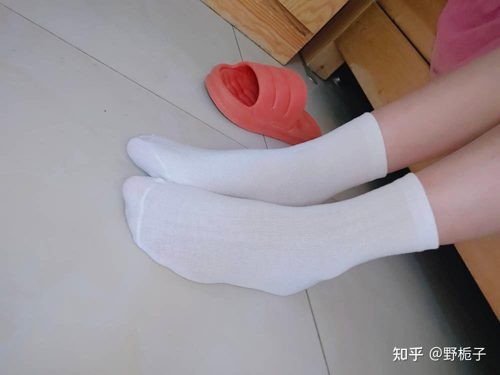 女生穿短白袜有多好看