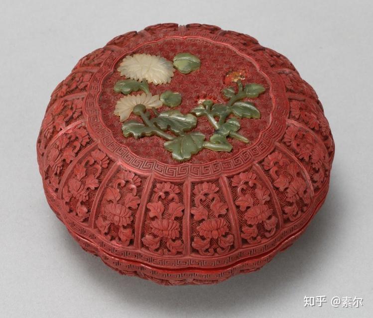 中国骨董 唐物 古漆器 木胎紅漆線彫 仙桃紋 桃型