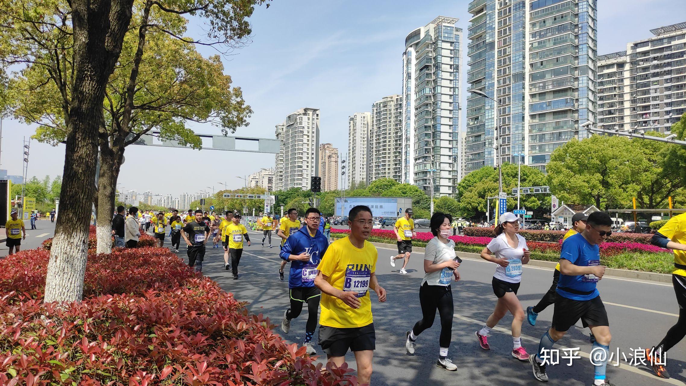 参加 2021 年苏州环金鸡湖半程马拉松是一种怎样的体验?