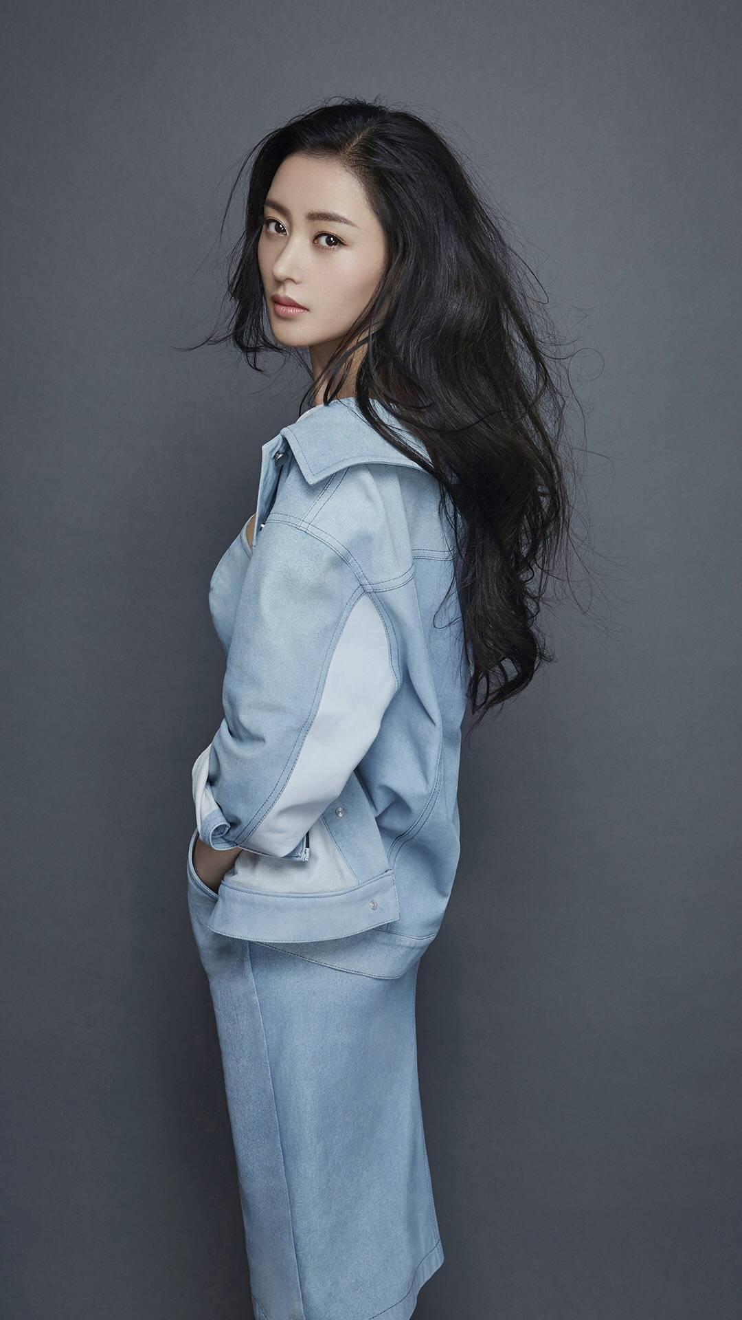 有哪些长得有英气的女生? - 知乎