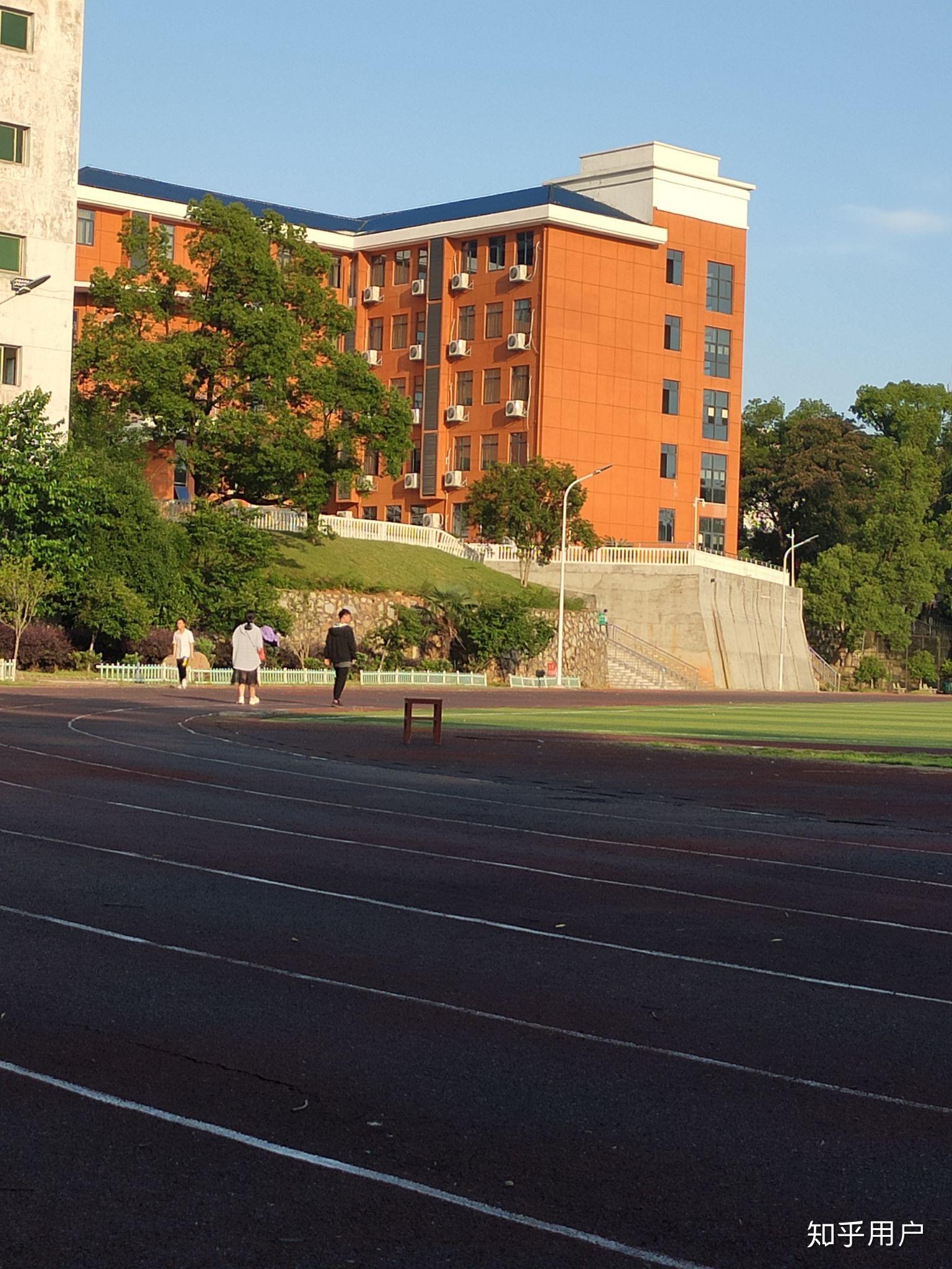 在永修县第一中学上学是什么体验