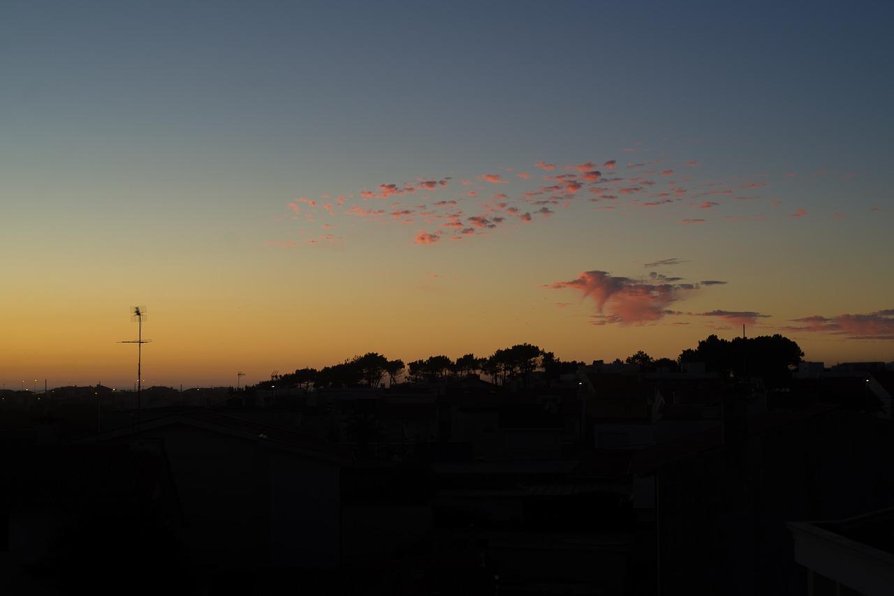 3. 微信公众号咨询