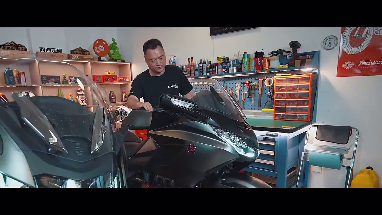 同样6缸的尊严 有何不同 金翼和K1600对比