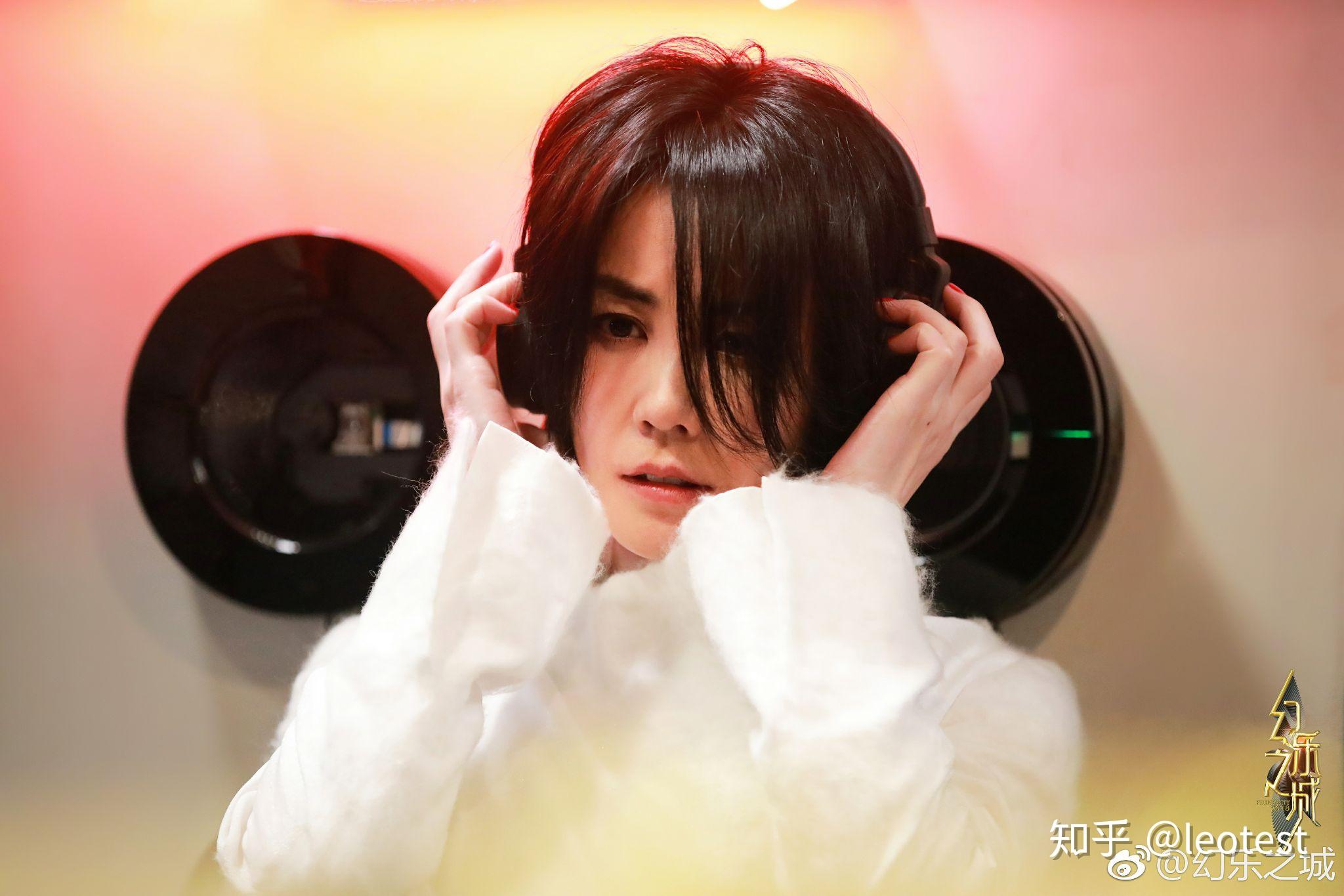 如何评价王菲在幻乐之城最后一期的落幕秀一念