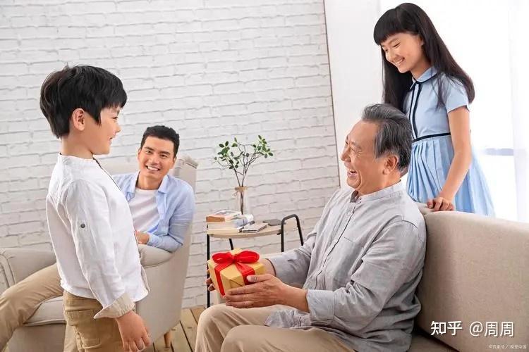 表扬孩子时，应该避免哪些常见的误区？ - 知乎