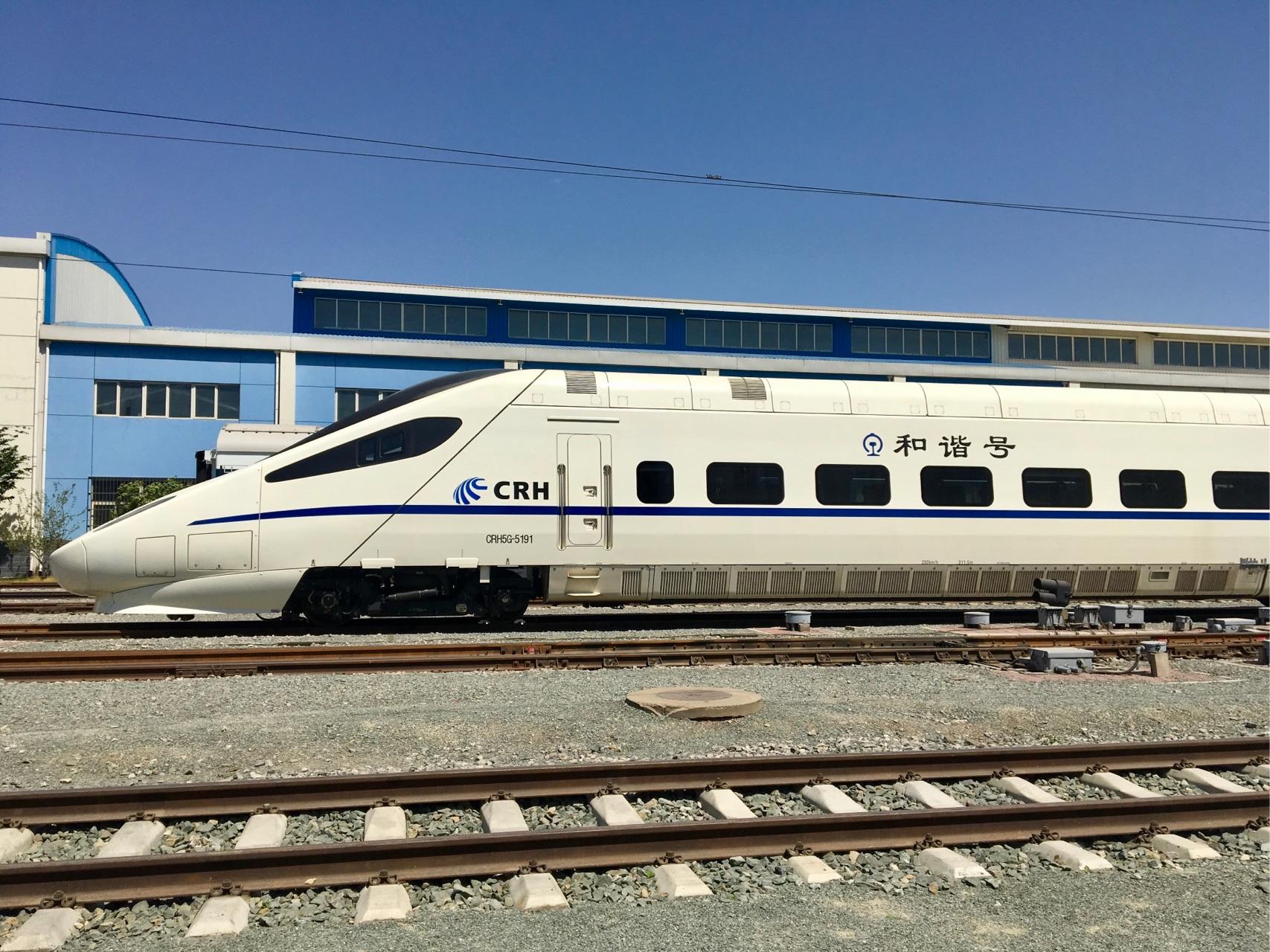 如何评价和谐号的内部设施与车体设计? - 知乎