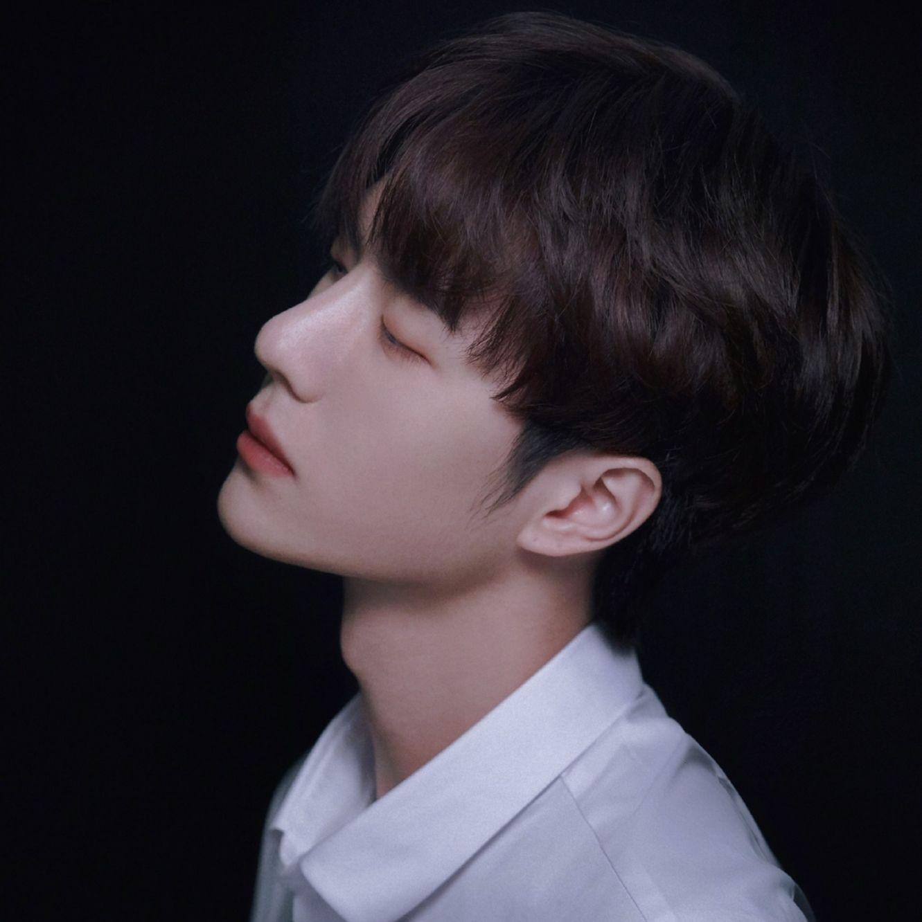 有没有王一博头像小图大图都和谐那种