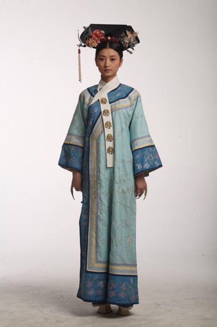 《甄嬛传》中有哪件服装或头饰是最戳你的?