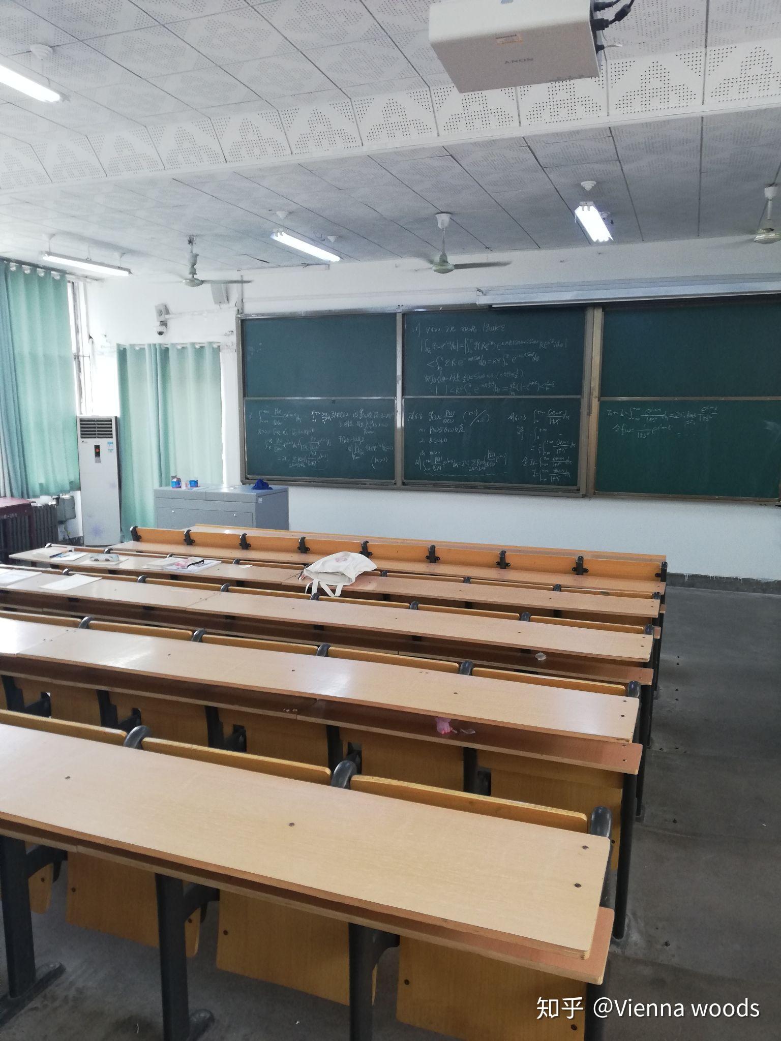 曲阜师范大学的数学与应用数学专业怎么样?师资力量如何? - 知乎