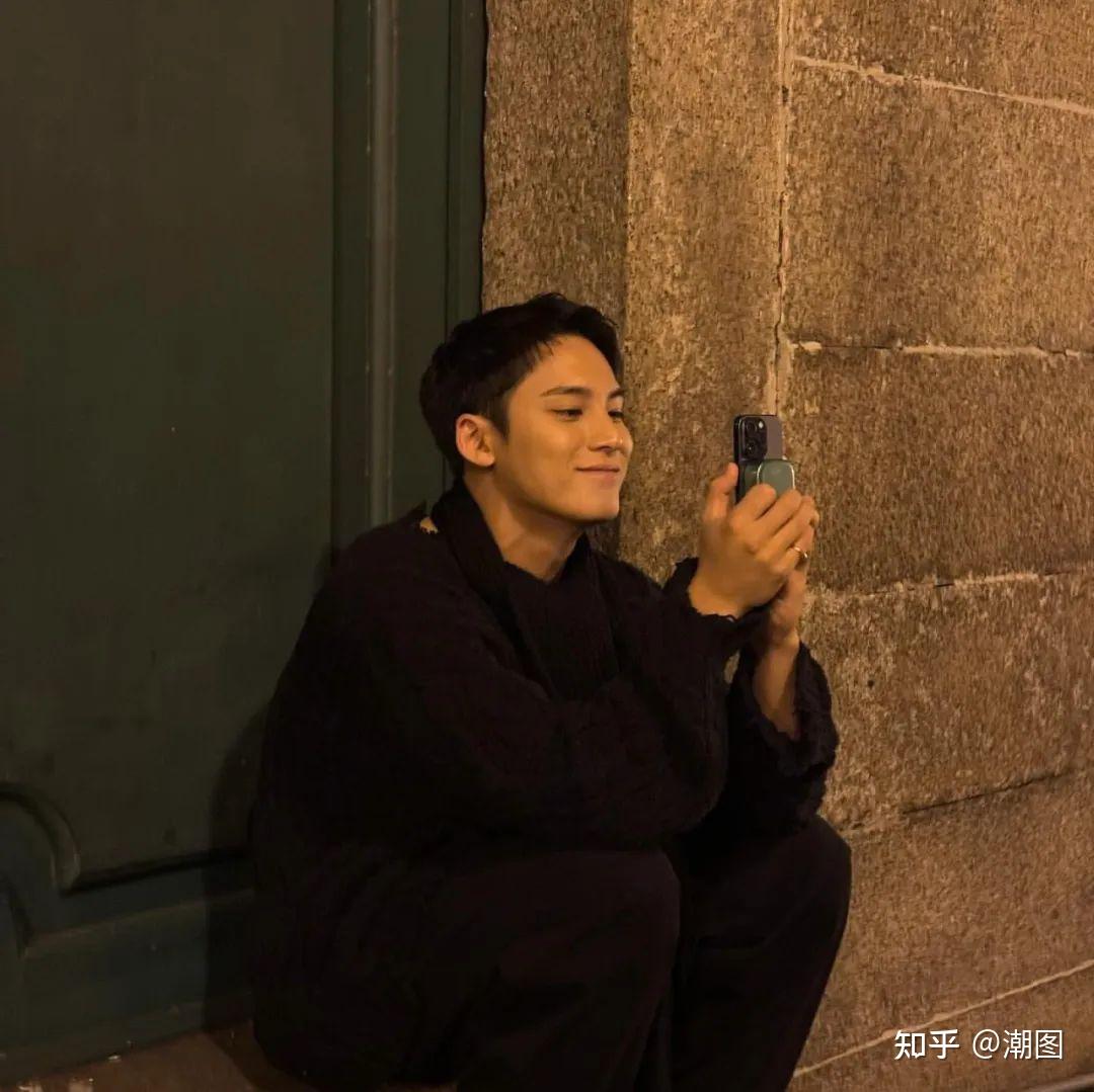 求大佬分享好看微信头像