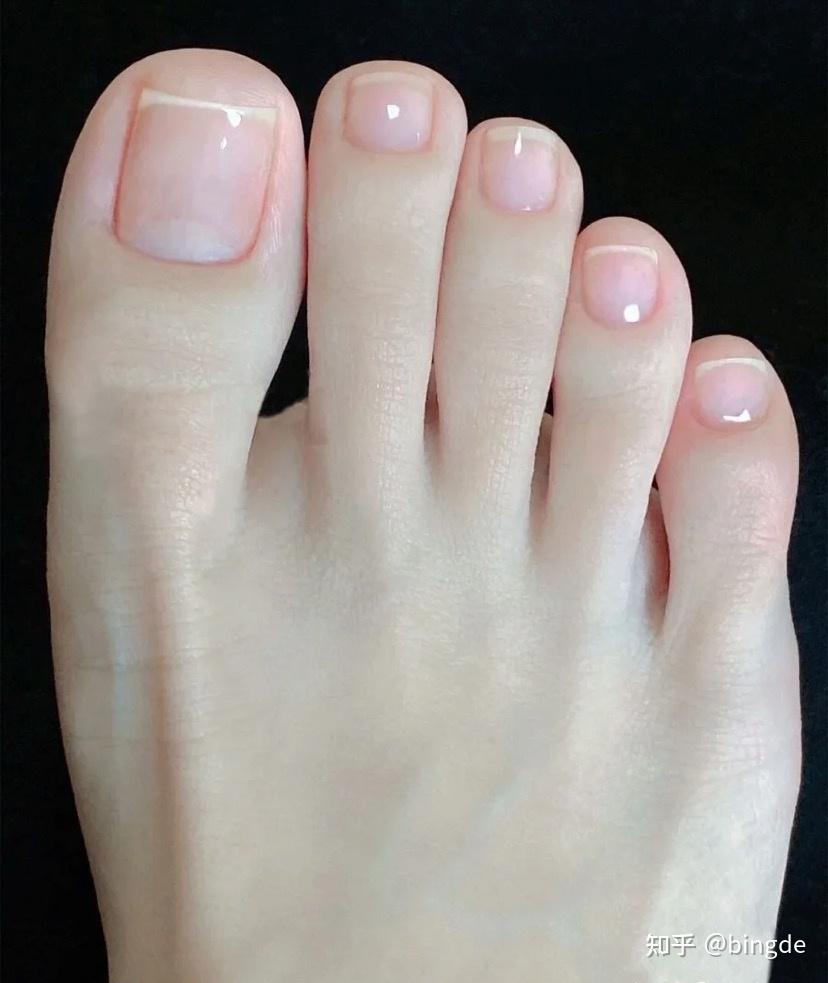 女生的脚能有多好看