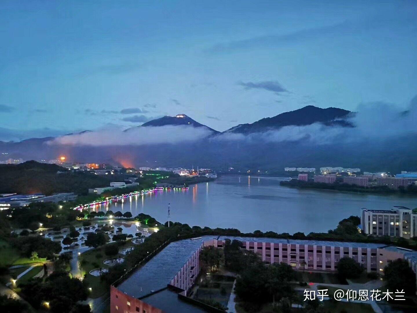 关于仰恩大学,想听听你们看法,因为是民办不知道该不该报,谢谢?