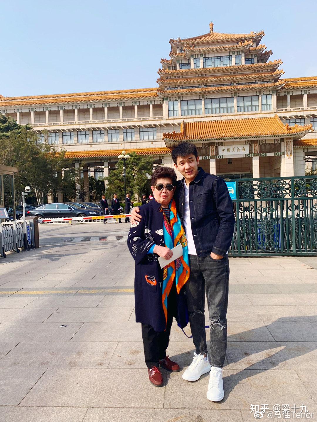如何评价《声入人心》马佳?