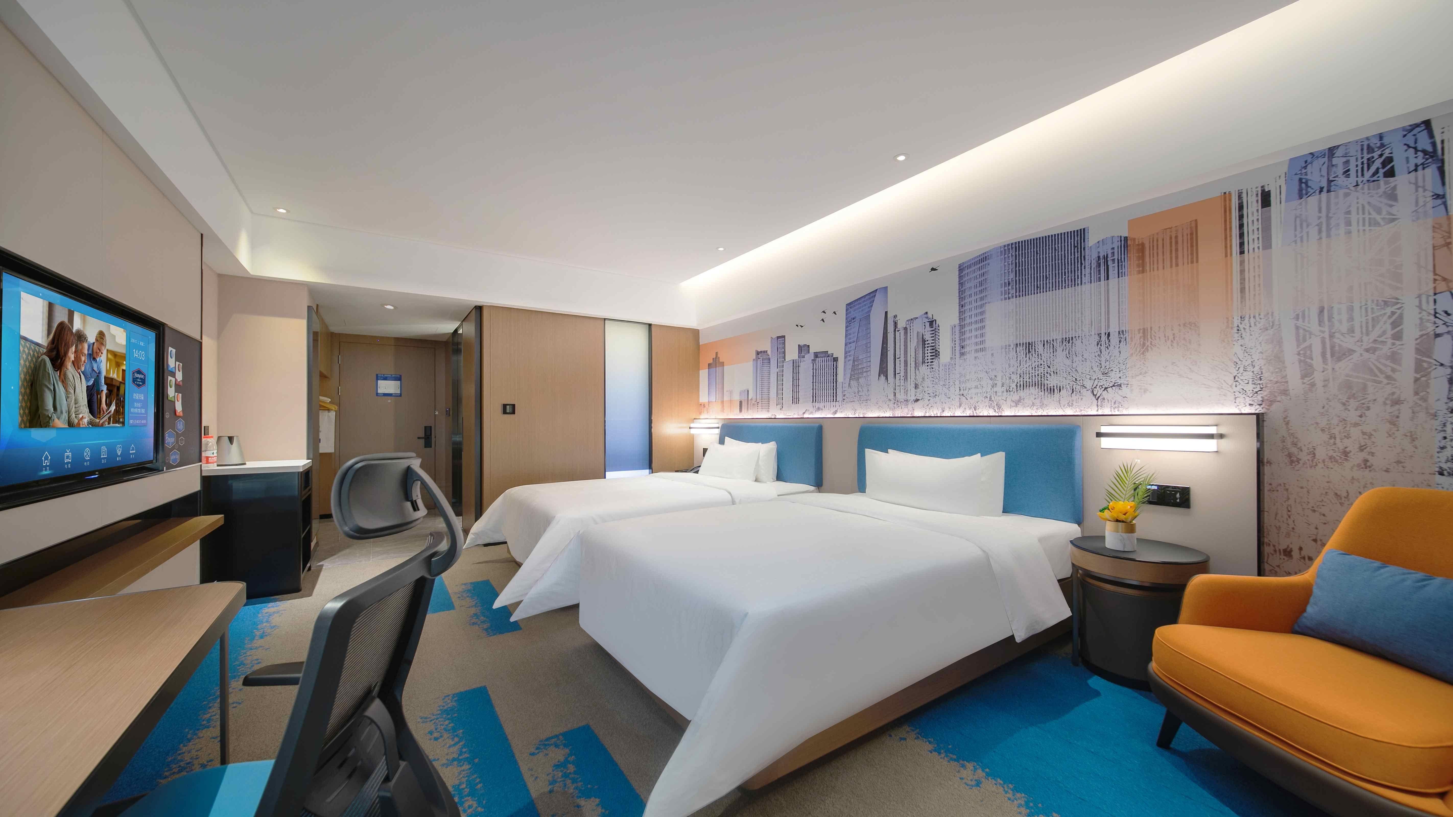 希尔顿欢朋酒店家具供应商巨龙家具