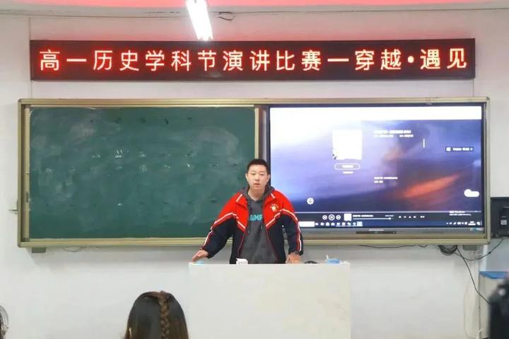 河北衡水讲台变舞台枣强中学举行演讲比赛