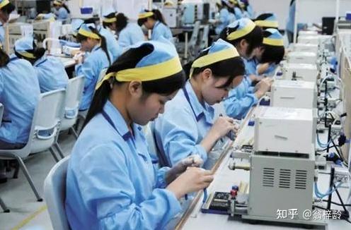 PG电子APP下载 - 官方正版，安全无忧当县城职场来了大厂高管7毛钱报销半个月打工人更累了