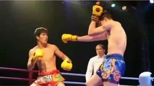 方便铁腿踢跪泰拳王沙西拉克