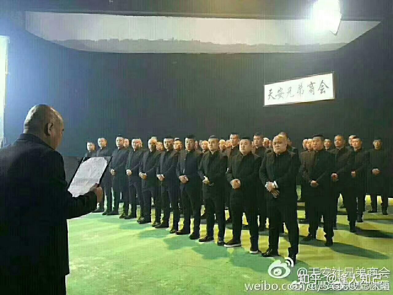 天安社的背后反思 - 知乎