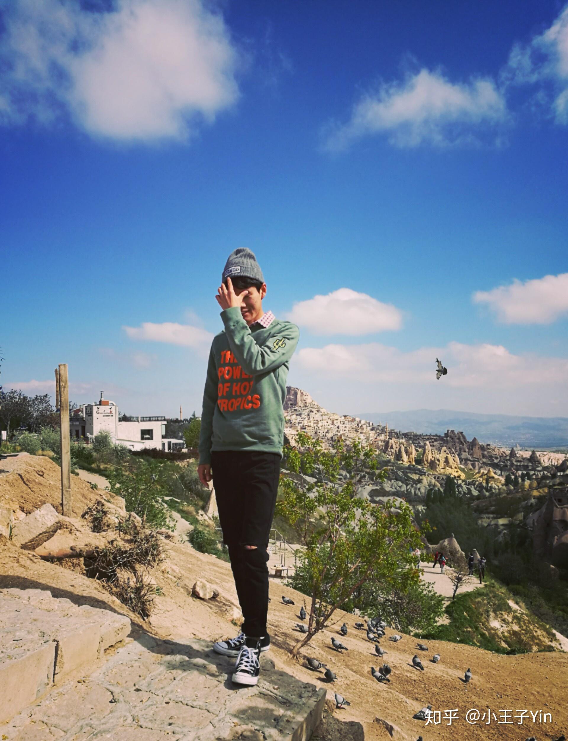 男生旅行中如何拍照才好看