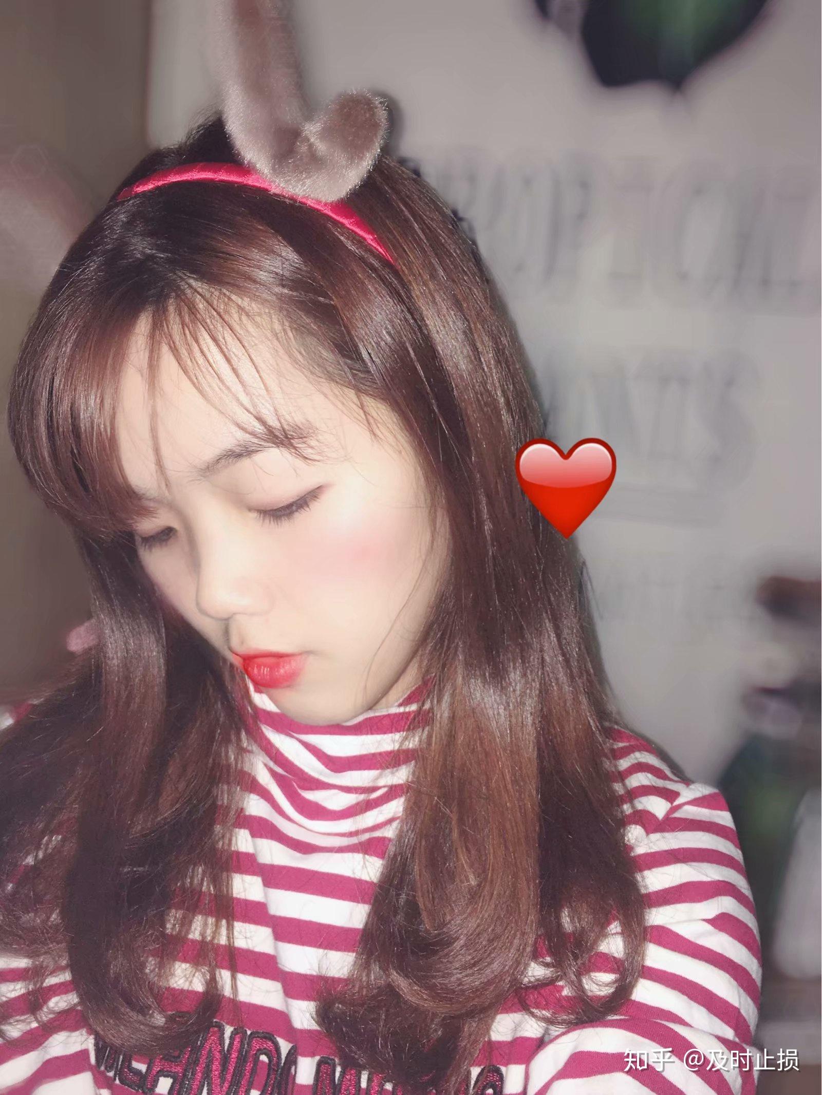 塌鼻子的女生留什么发型好看