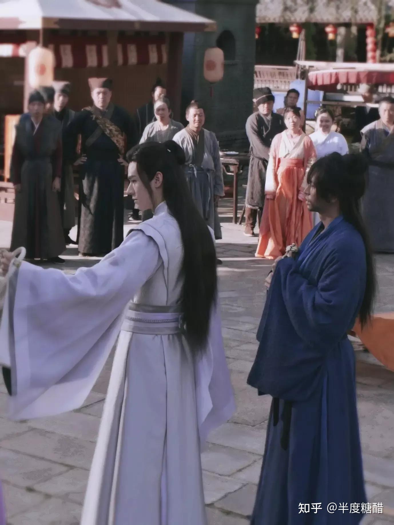 山河令 温客行 周子舒 公式服 山河令 温客行 周子舒 公式服 山河令》戏服拍卖创纪录，温客行的这套