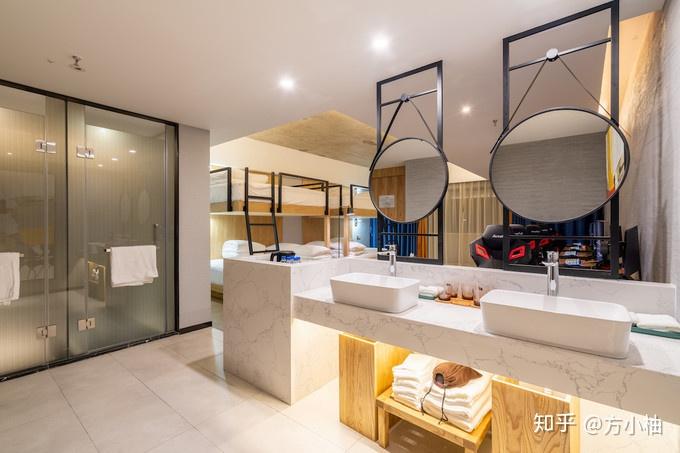 方柚电竞酒店,我敢打赌住过的人不超过10个! - 知乎