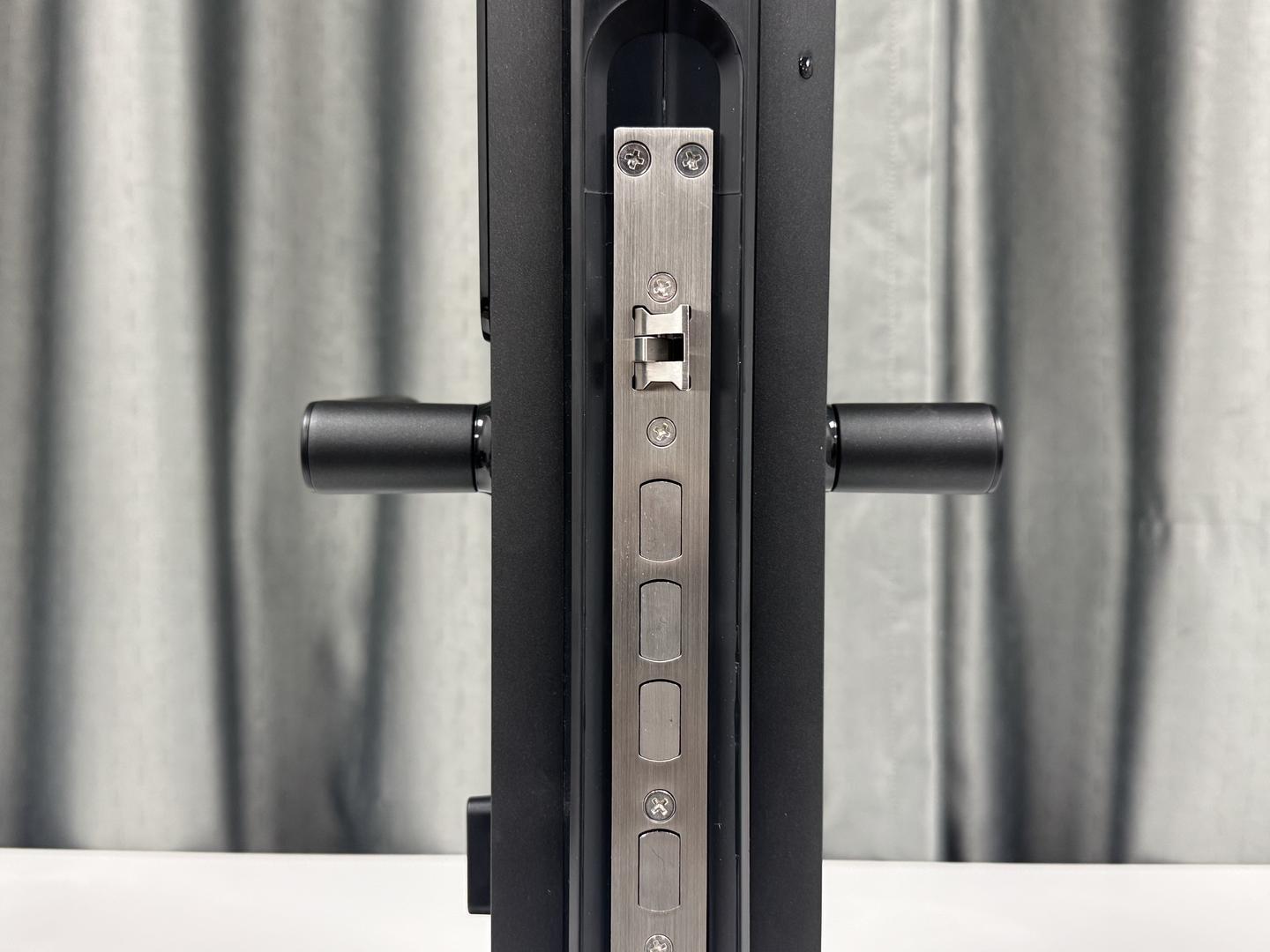 千元价位内如何选到「真安全」的智能门锁？鹿客智能锁“—握开”拆机大揭秘，硬核内胆究竟长啥样，真的足够安全吗？ - 知乎