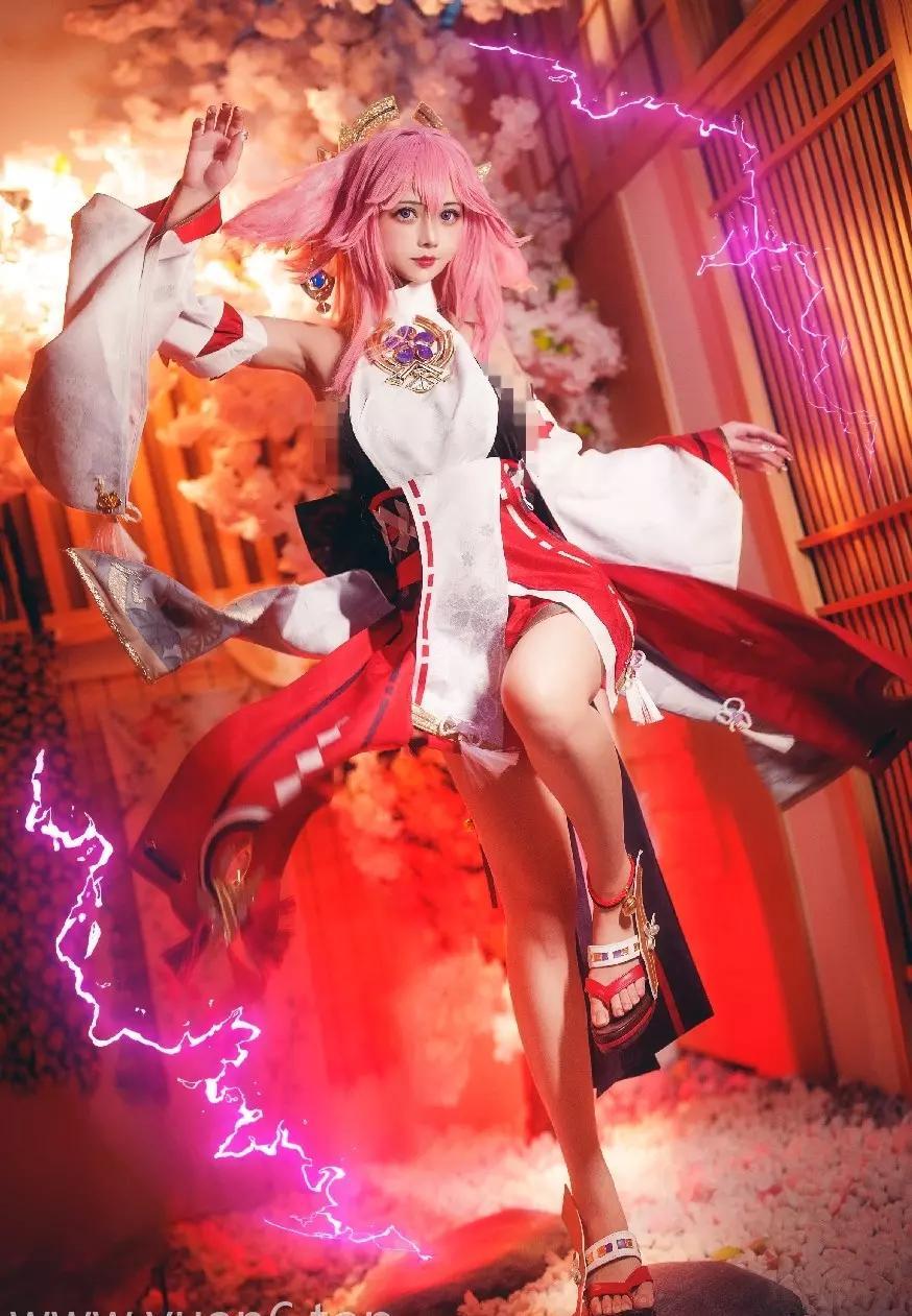 彩芸Nebula,可以吃的小奶糖,千夜未来,二阶堂宅绘子,村上西瓜写真合集下载-星颜少女