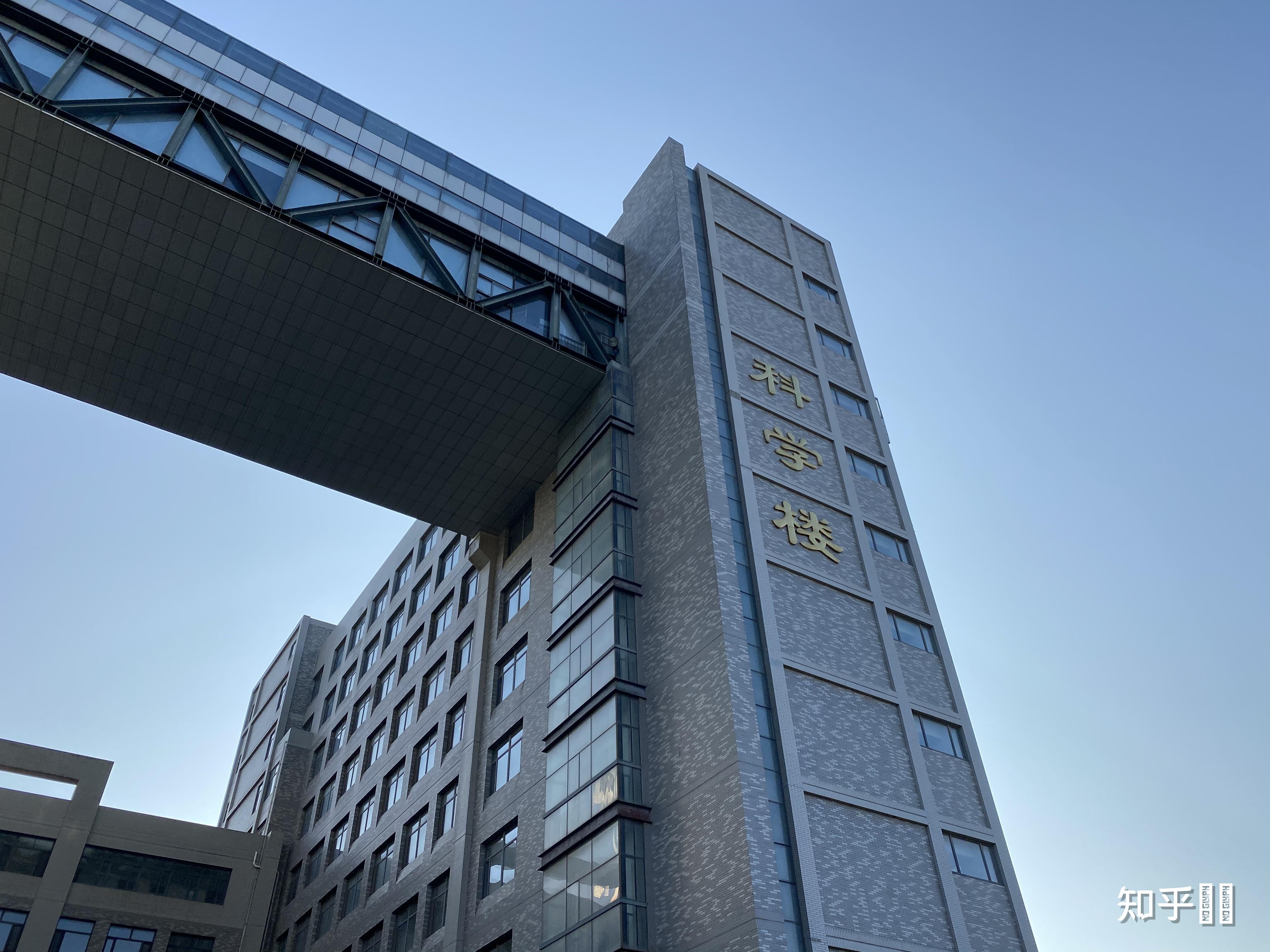 内蒙古工业大学的校园环境如何? - 知乎