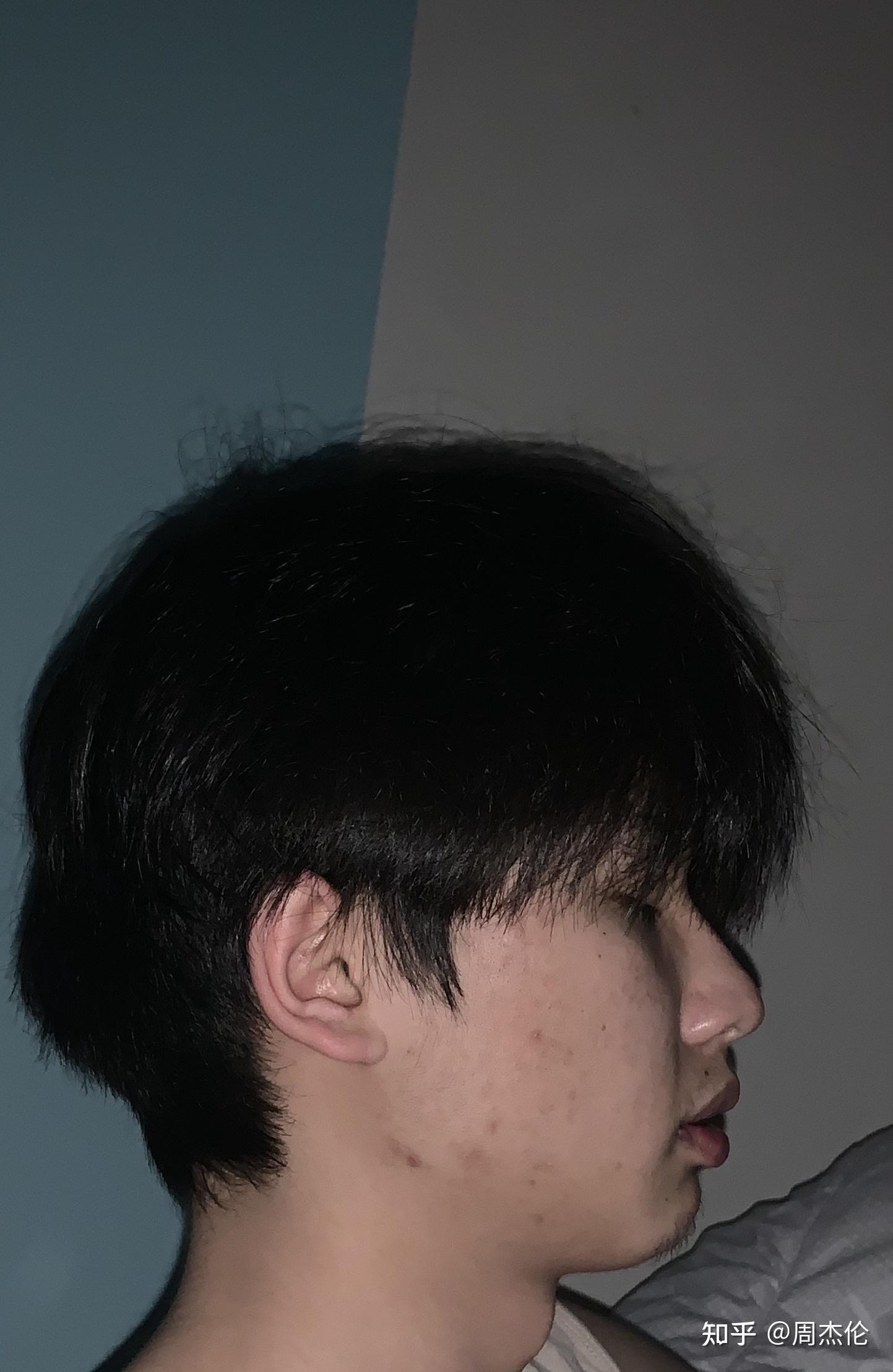 扁头男生应该剪什么发型