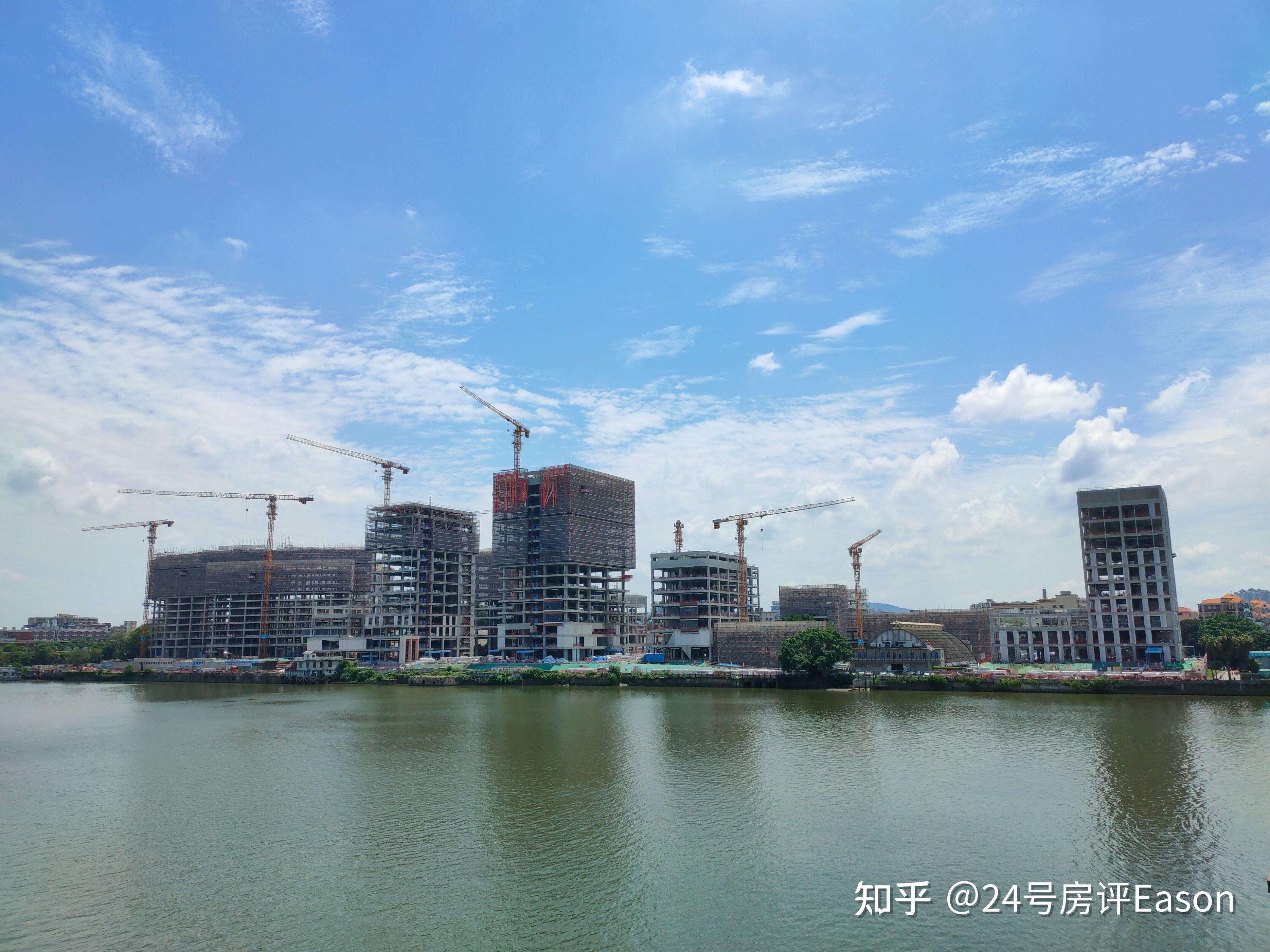 请问广州白云区罗冲围的富力半岛花园和富力桃园哪个更好,最近想入手