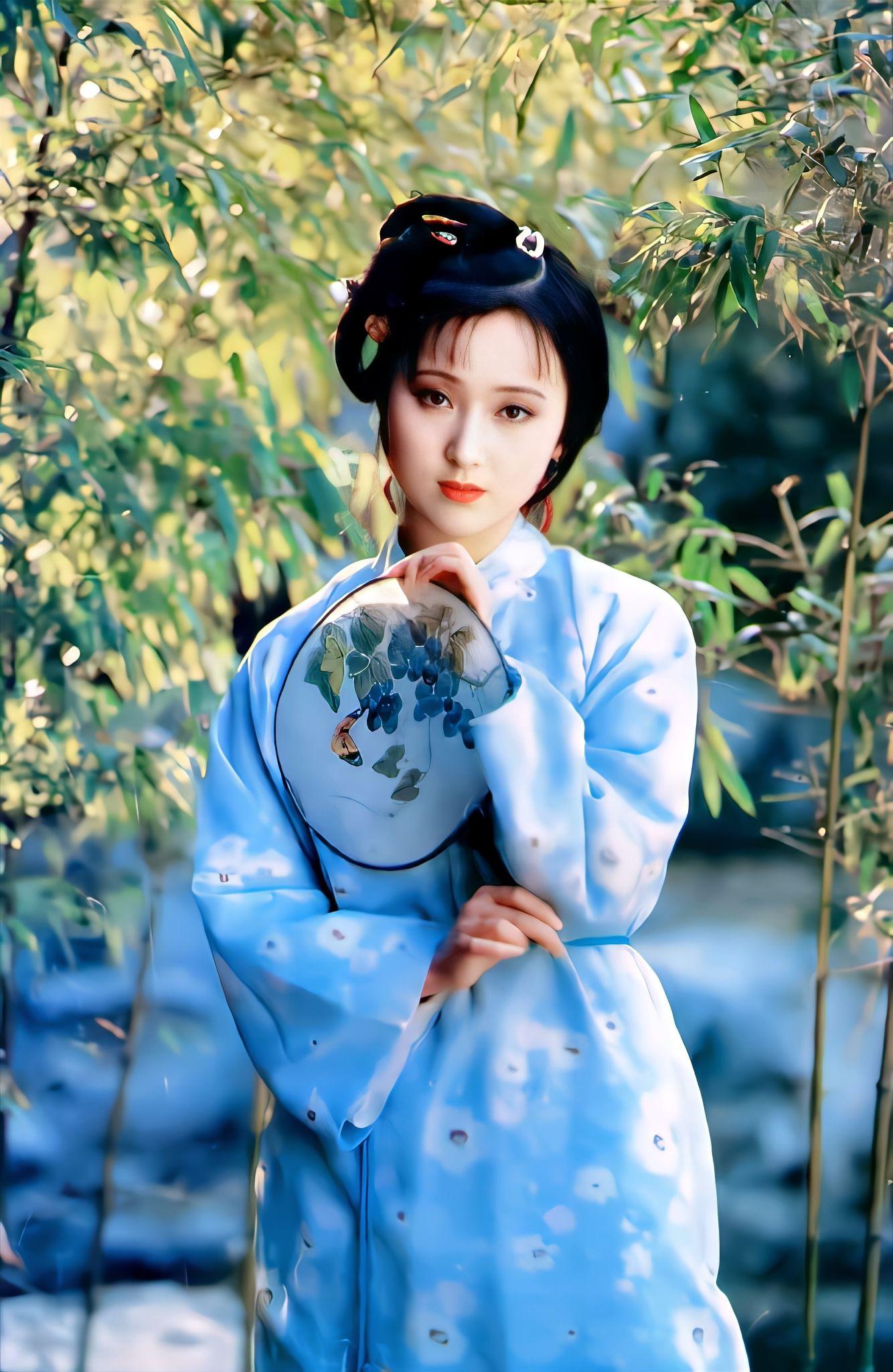 有没有87版林黛玉的高清壁纸可以分享