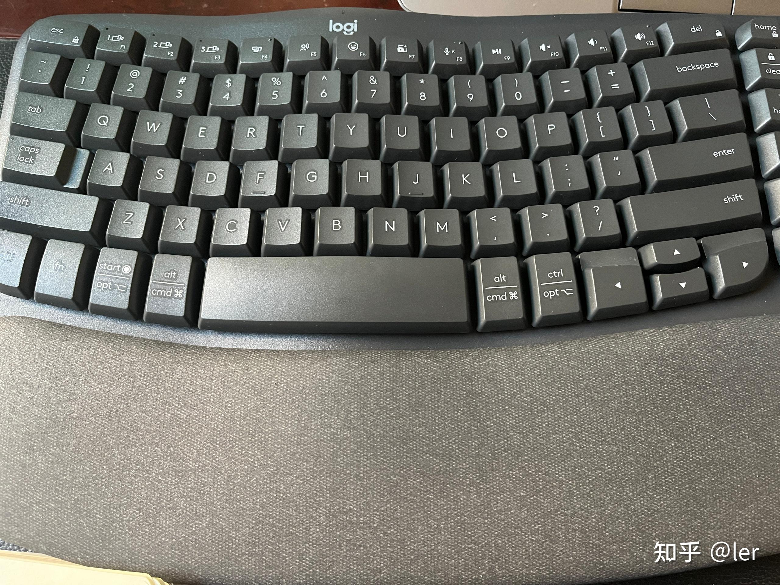 罗技推出 Wave Keys 人体工学键盘,该键盘都有哪些亮点设计? - 知乎