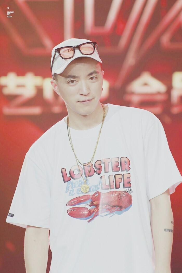 jonyj代言费多少jonyj经纪人是jonyj出场费商演出场多少怎样联系jonyj