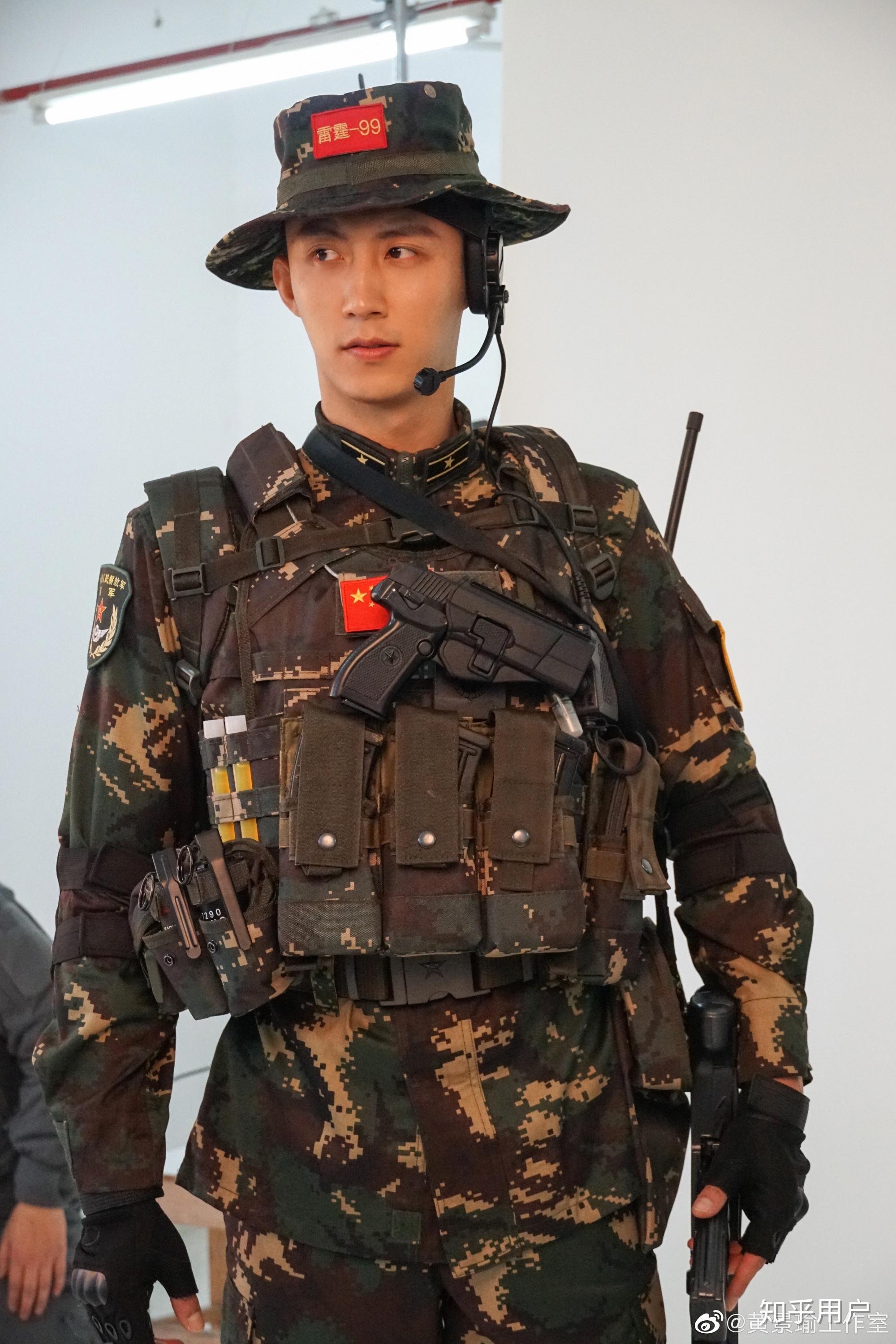 你觉得亲爱的戎装怎么样