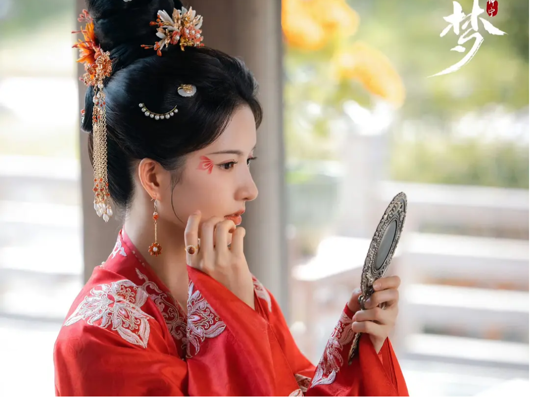 《宁安如梦》中,长公主沈芷衣为什么会宠爱姜雪宁?