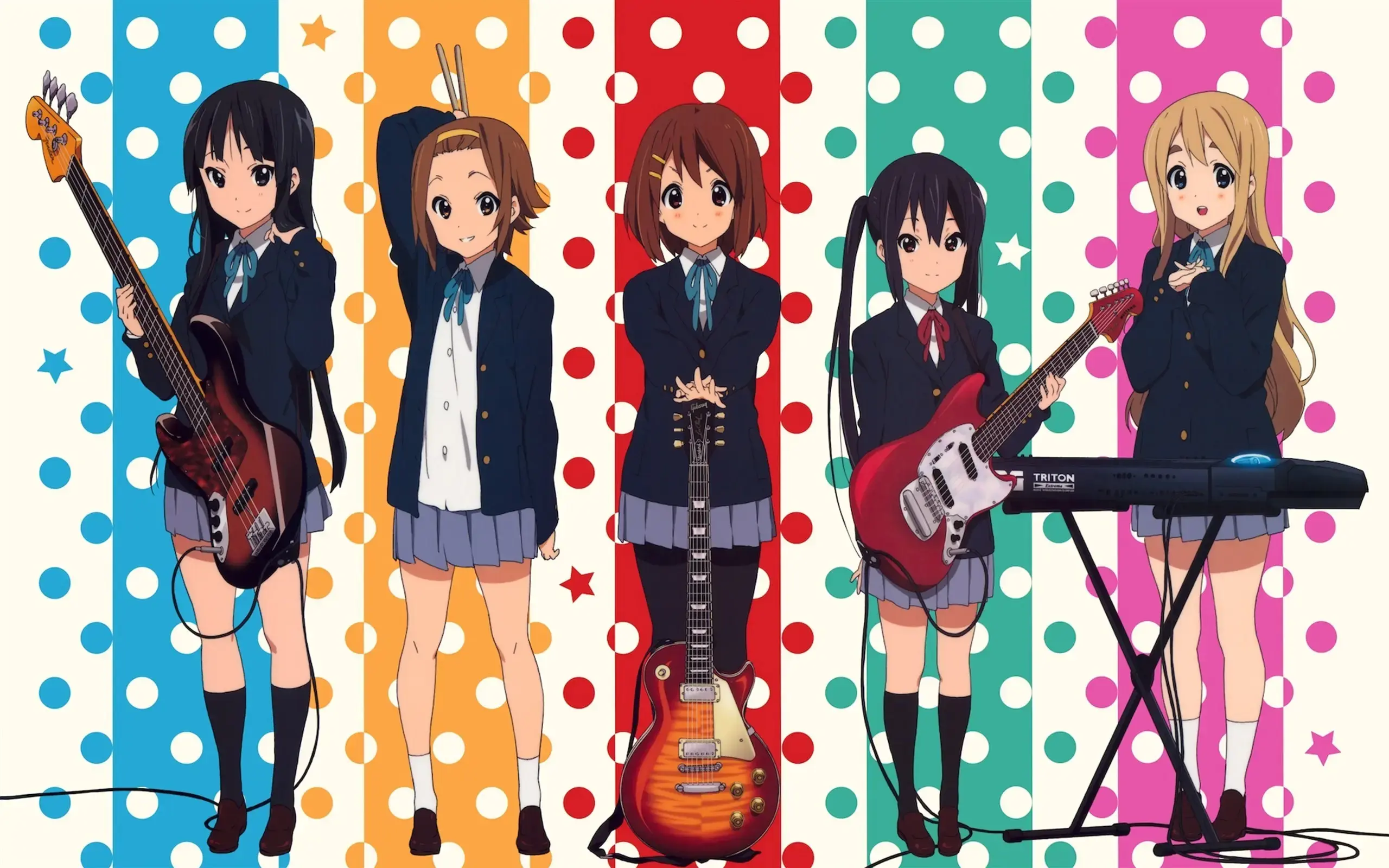 为什么日本动漫里的中学生都喜欢穿校服