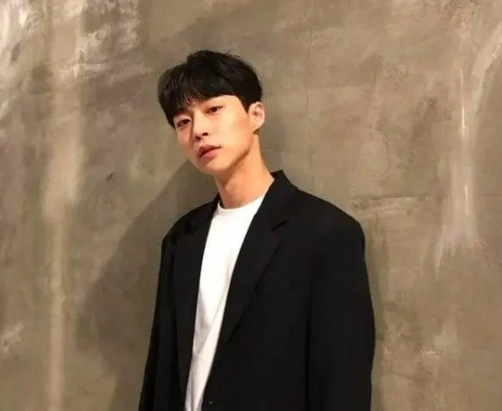 神似多位男神!裴仁赫是身高180的高学历美男,曾与徐玄振合作过 知乎