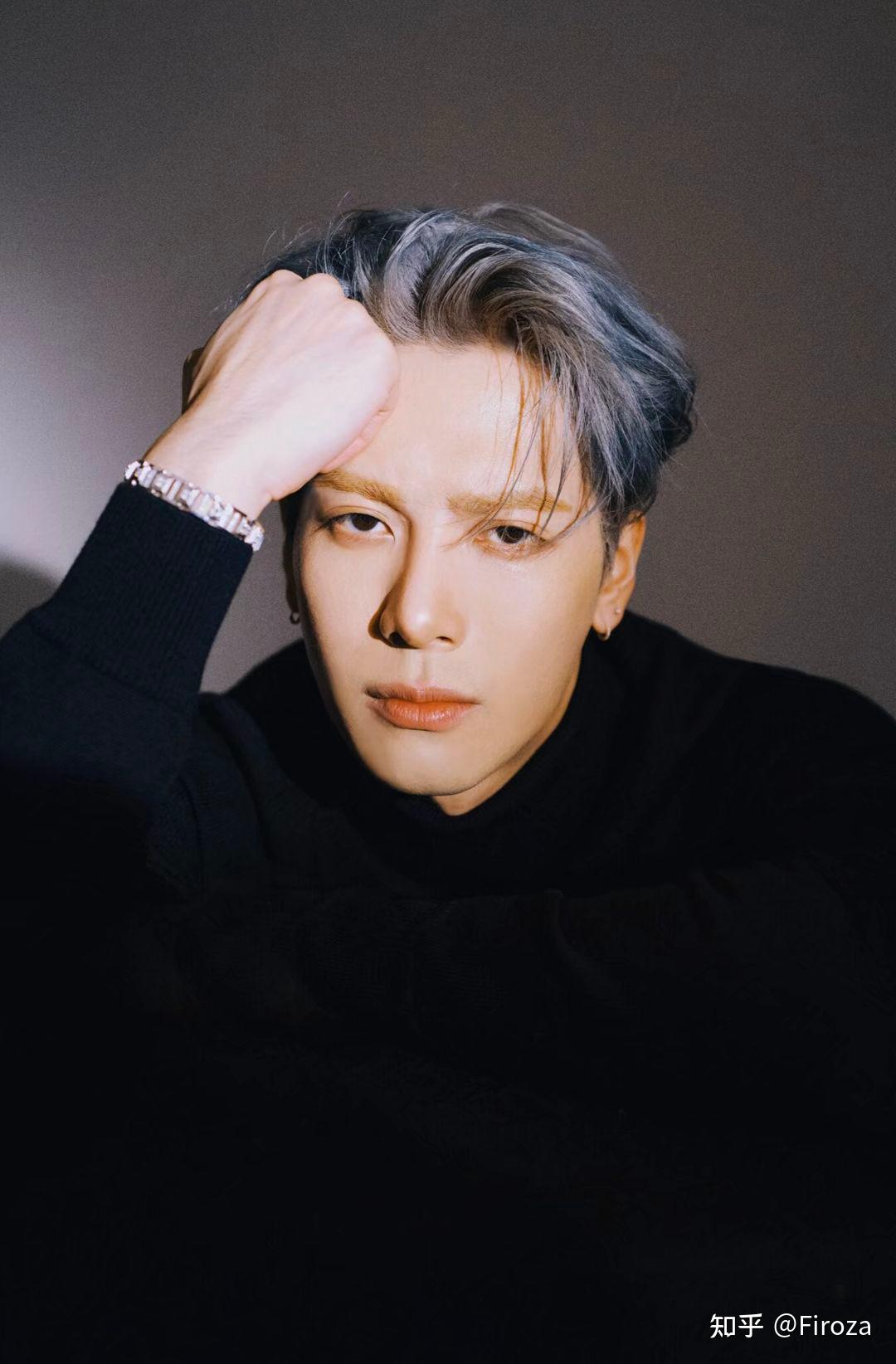 王嘉尔最适合的一款发色你认为是什么颜色? - 知乎