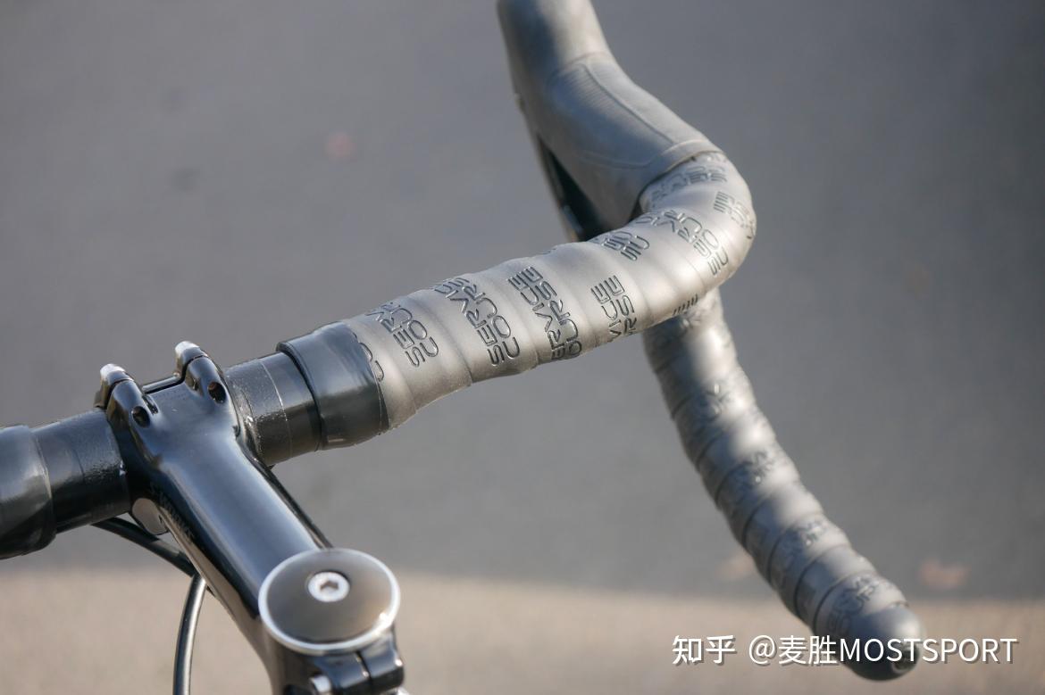 新手把带该怎么选?两分钟带你了解各种把带的区别 - 知乎