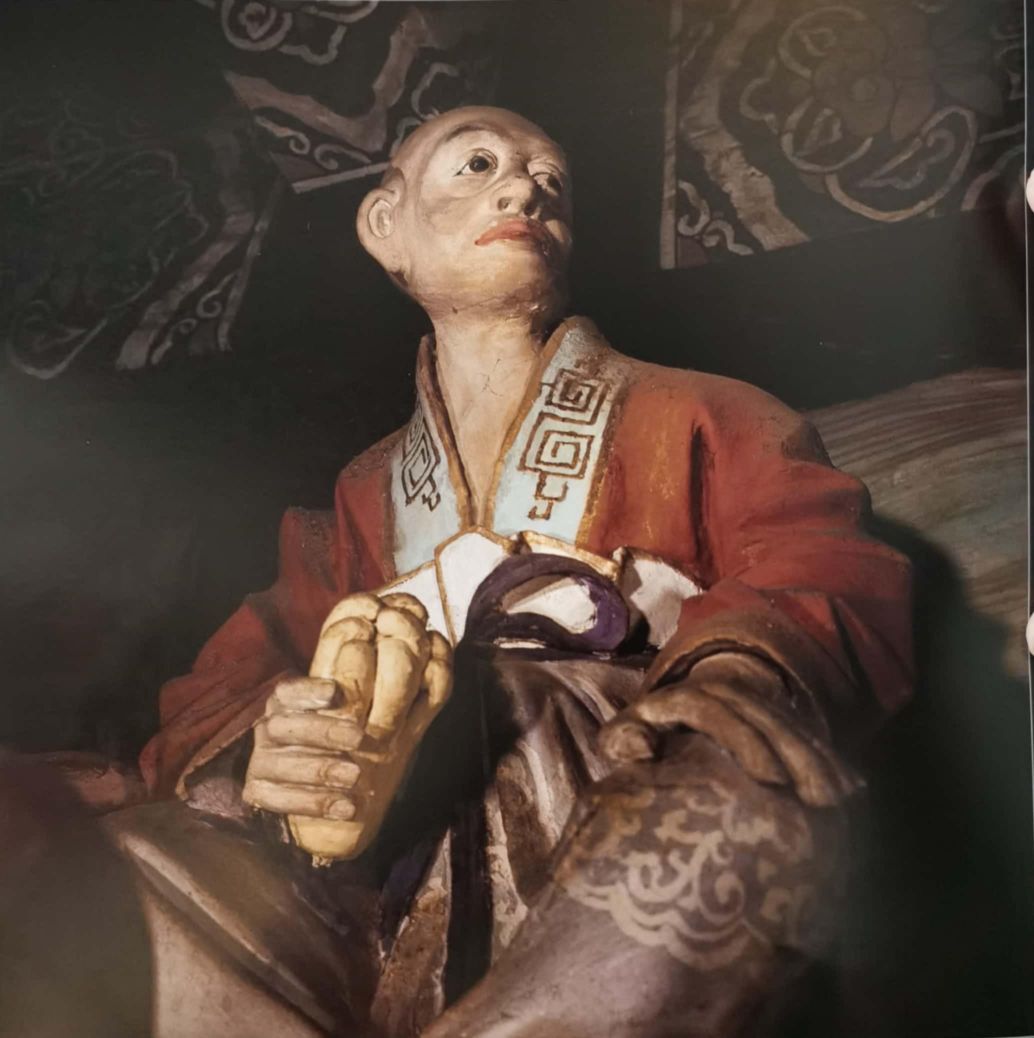 昆明筇竹寺五百罗汉被誉为「东方雕塑艺术宝库中一颗璀璨的明珠」,其