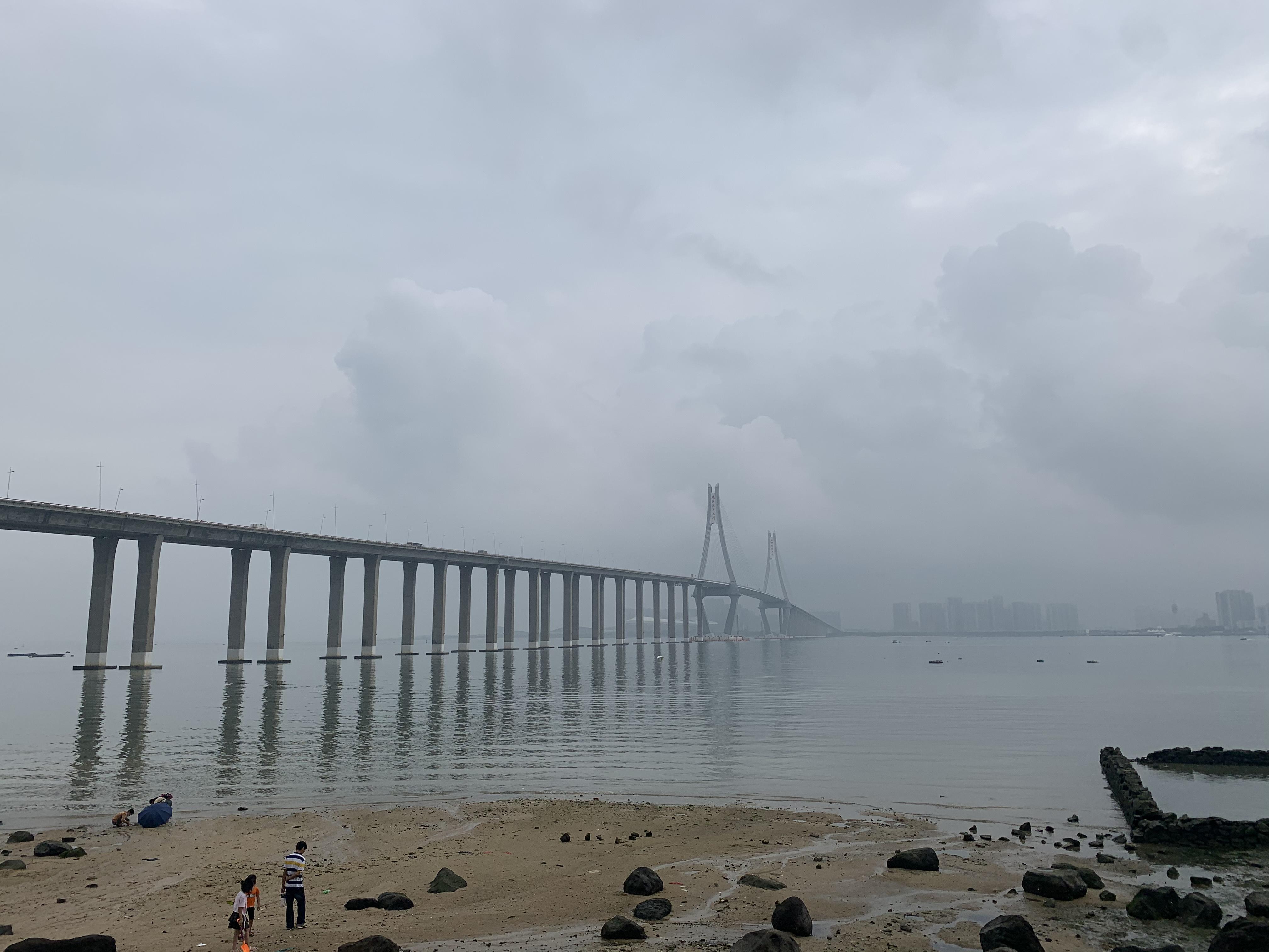 搬砖狗好奇心重天马行空爱好旅游和美食 比起钢筋水泥丛林中的大都市