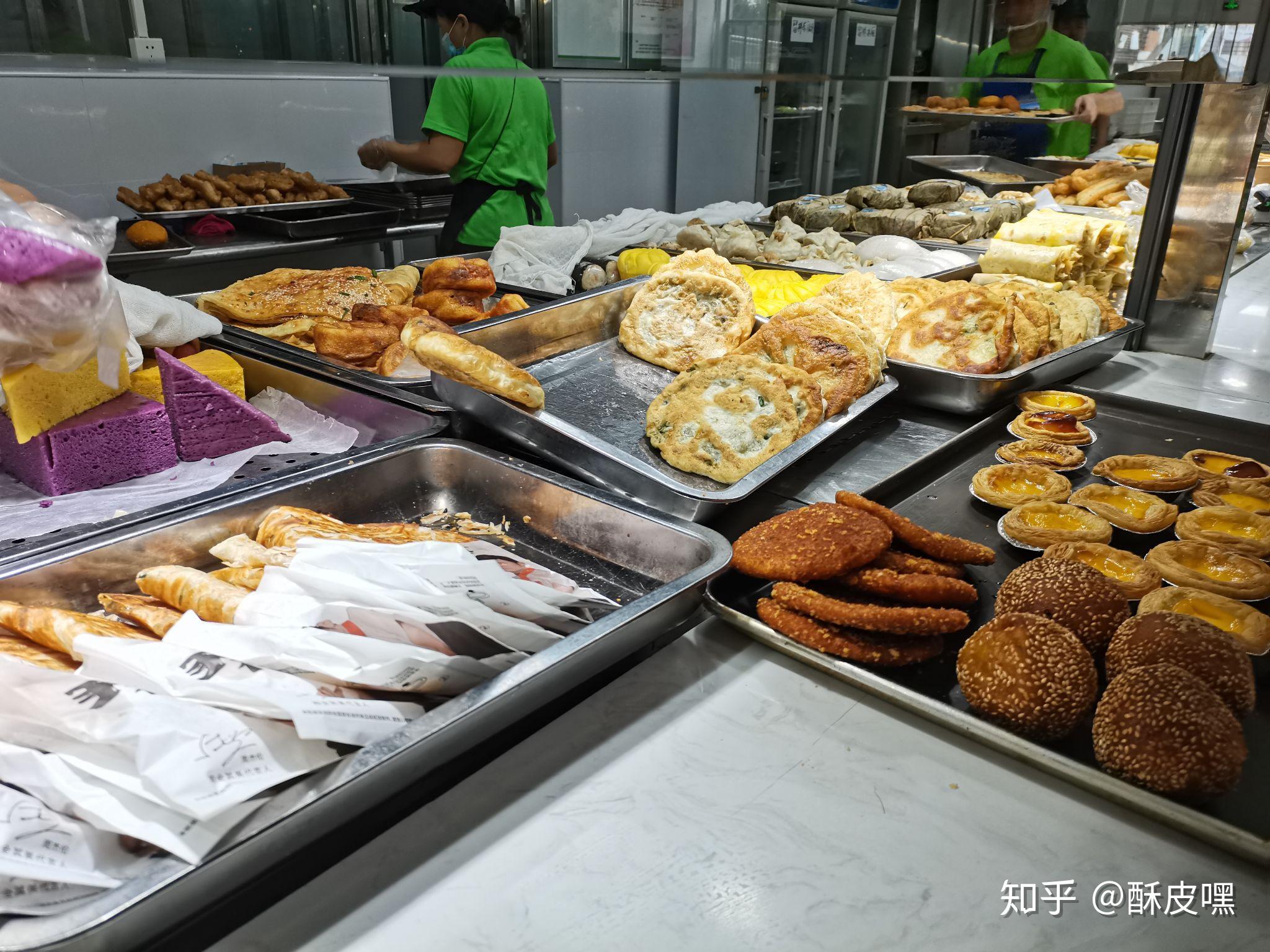 一句话描述龙岩学院的食堂有多好吃