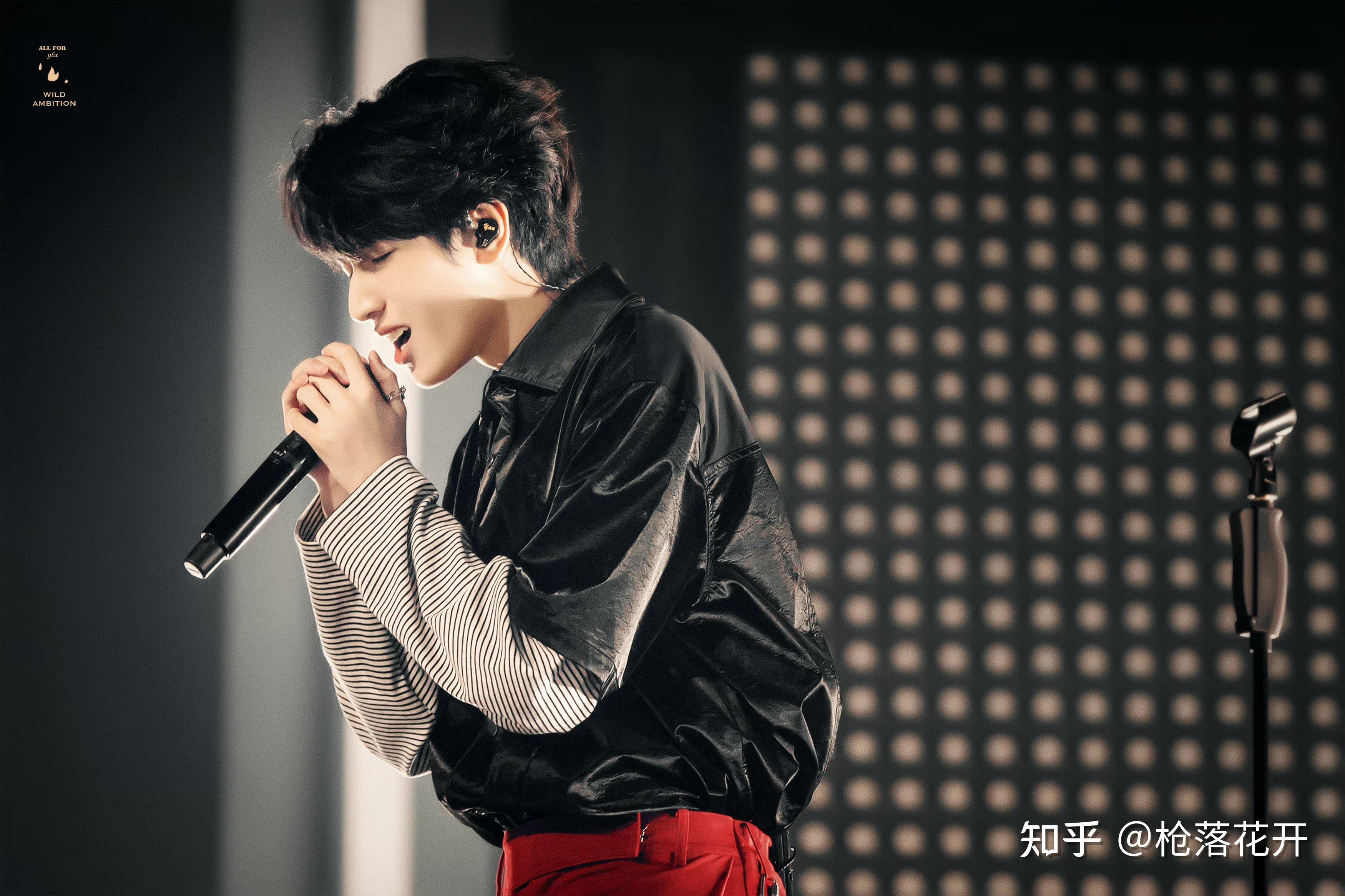 身为水姐,我为什么对严浩翔真空克兰因蓝西装毫无感觉? - 知乎