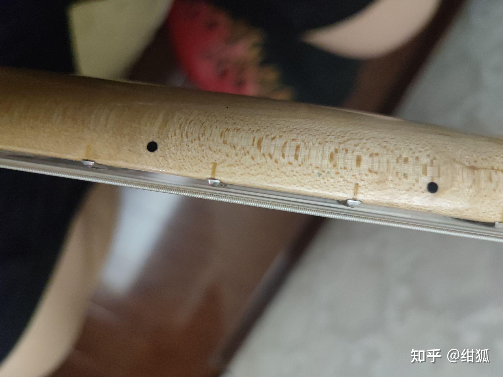 电吉他品丝磨损