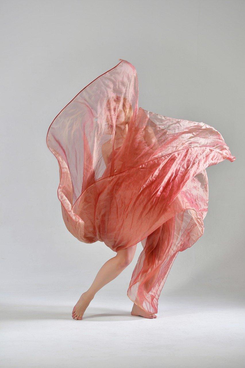 如何把白布装饰漂亮