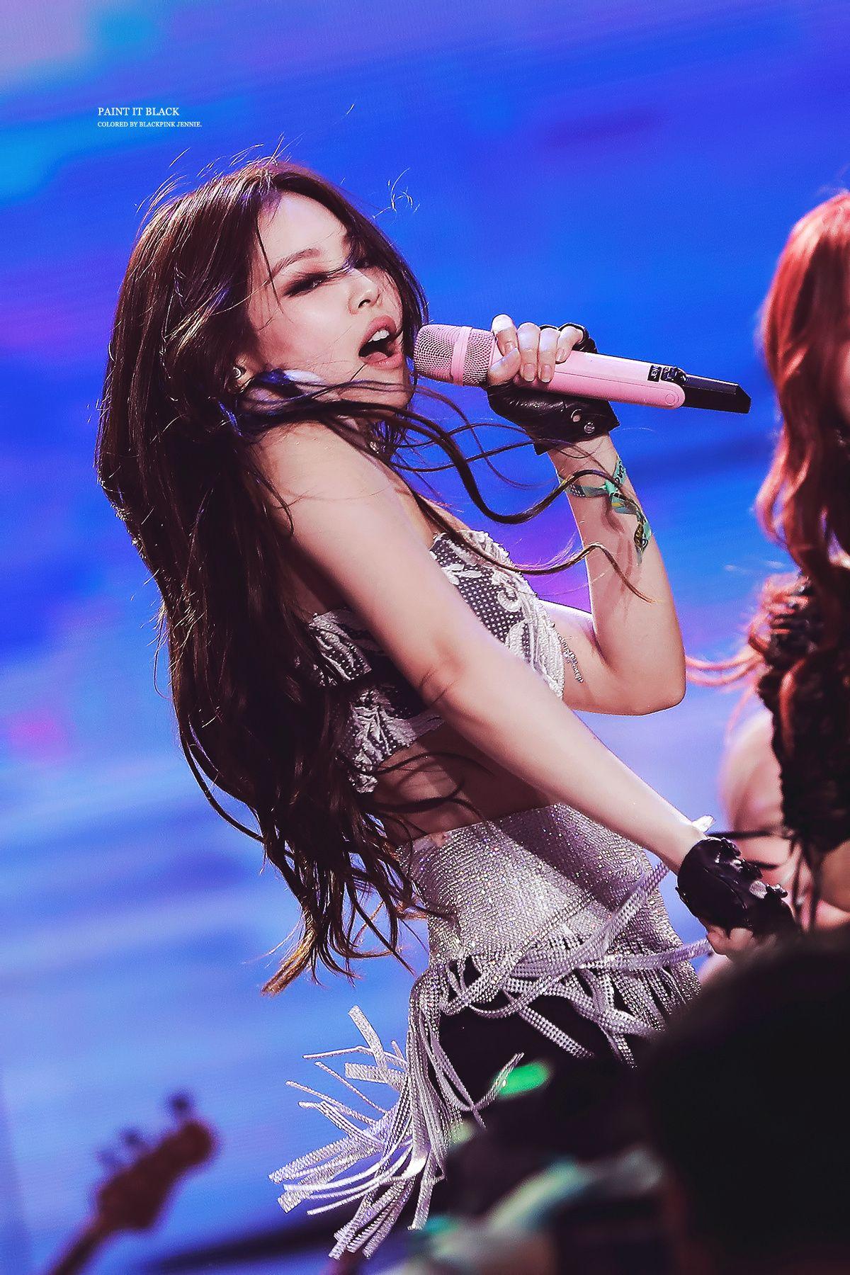 知乎宝贝们你们有blackpink科切拉的神仙图片吗