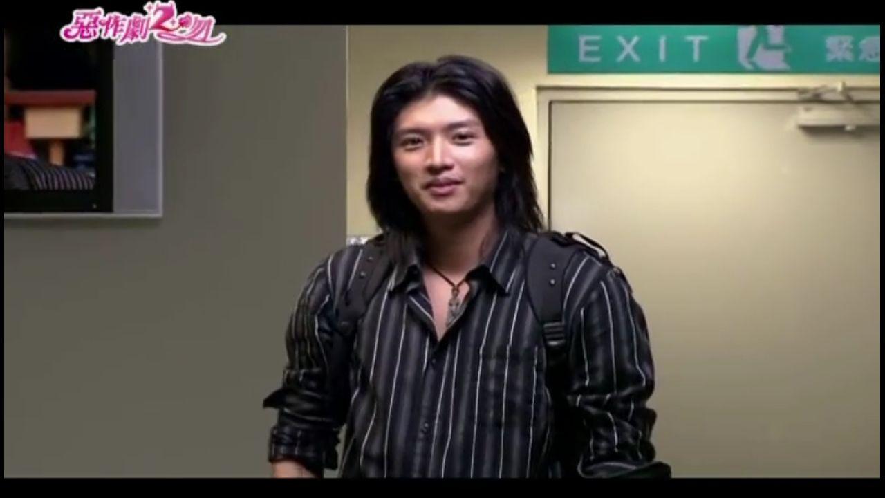 如何评价曾少宗的长像