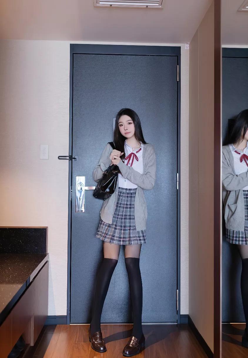 周妍希,倦倦喵,小小奶瓶儿,三度69,TightsShopHK写真合集下载-星颜少女