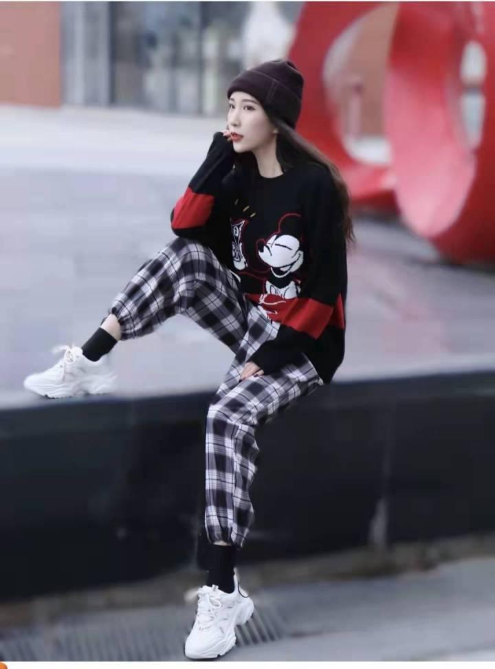 老爹鞋搭配什么衣服才好看?